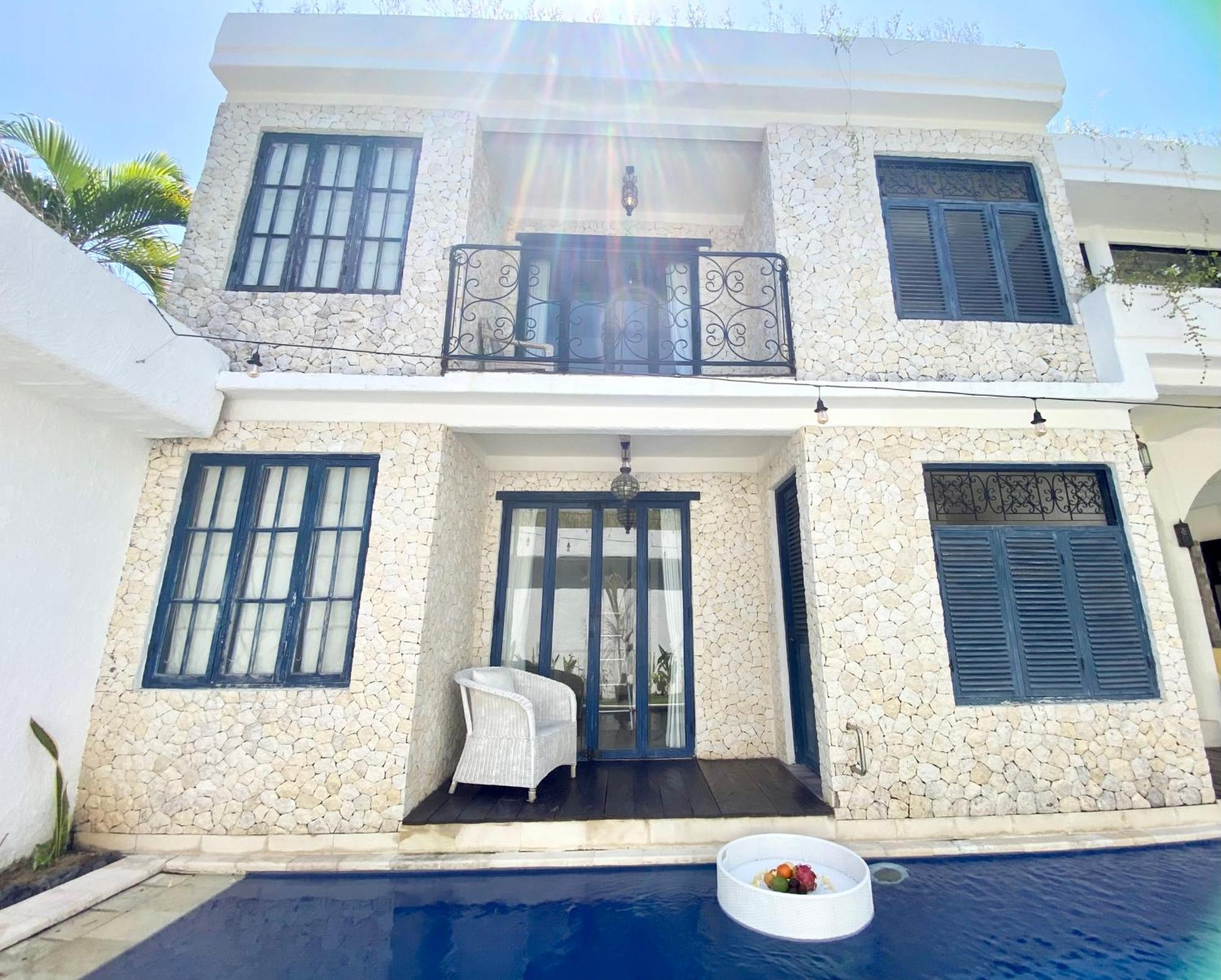 Tyche Luxury 4br Near Villa