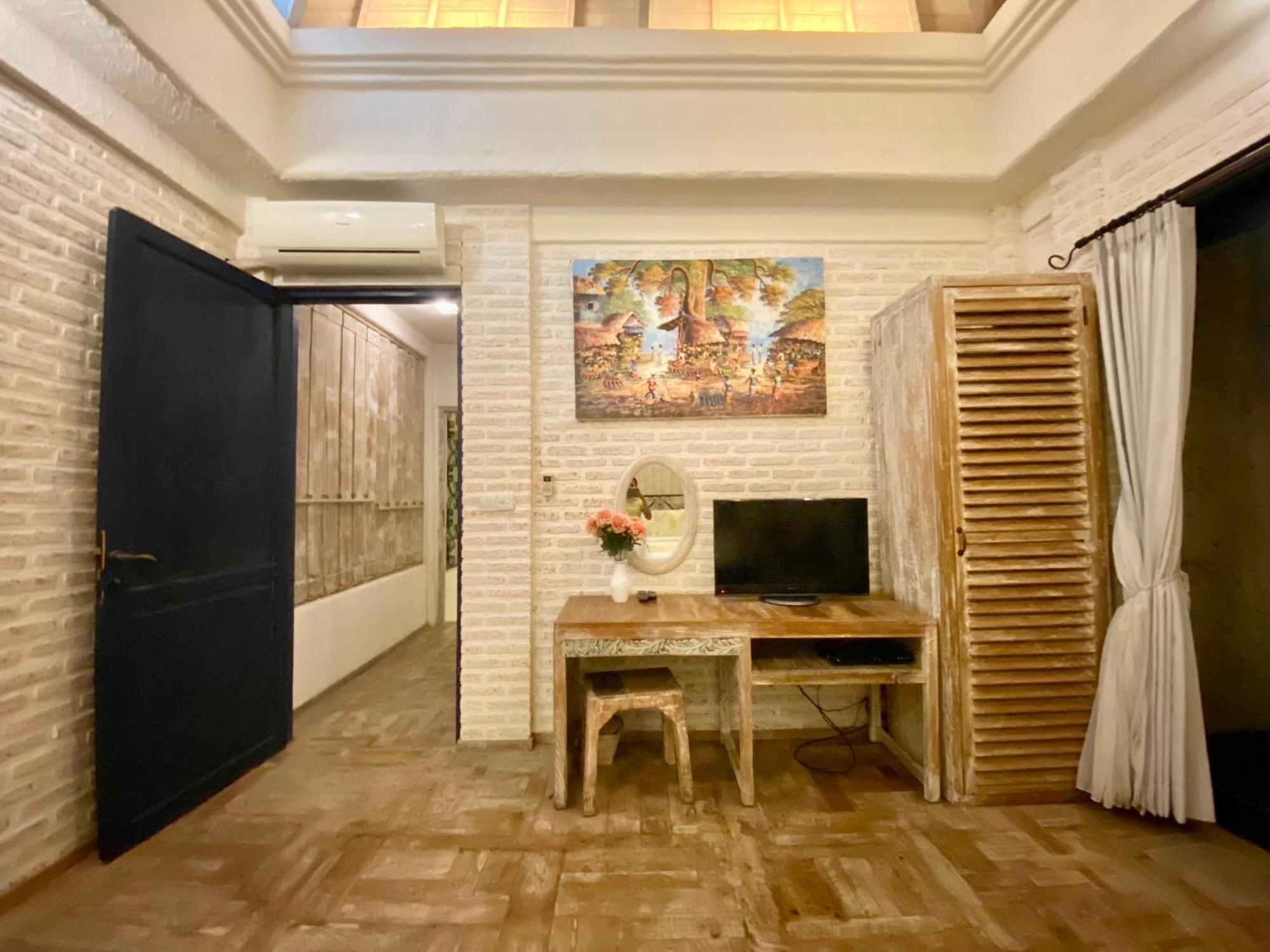 Villa Tyche Luxury 4br Near Seminyak (Bali)