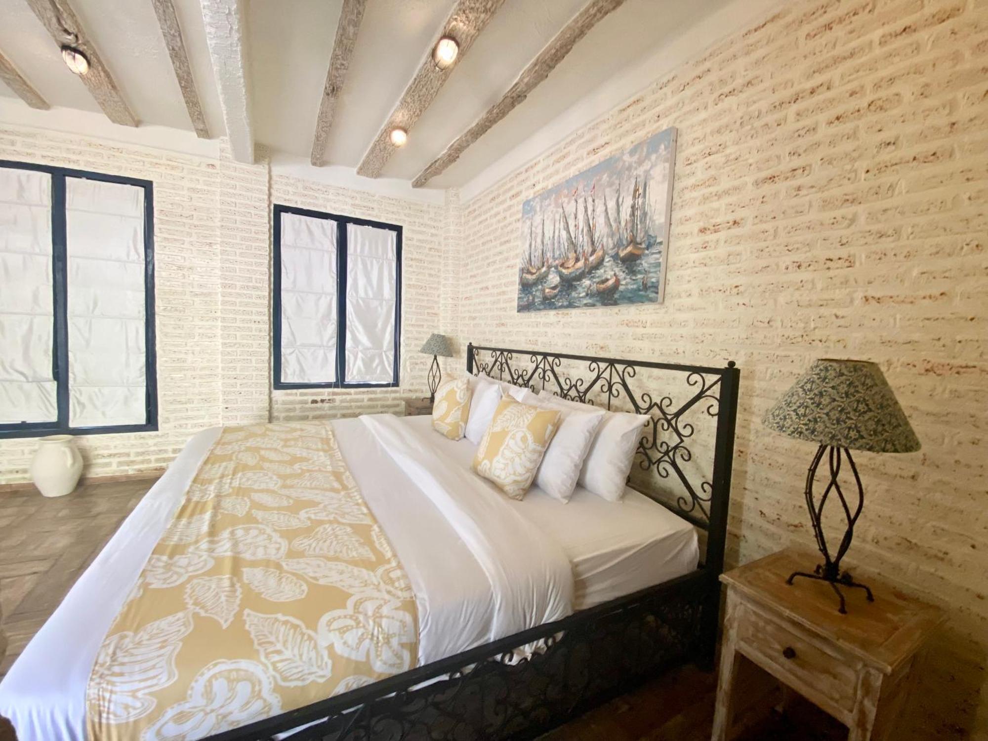 Tyche Luxury 4br Near Villa *