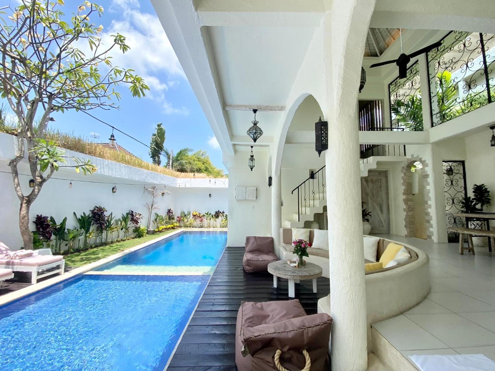 Villa Tyche Luxury 4br Near